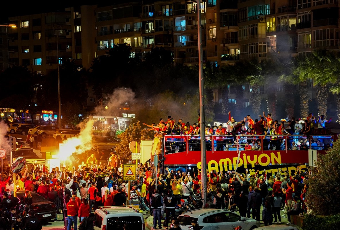 1 lige çıkan takımlar 2025 Yılında Süper Lig’e Yükselen Takımlar: Şampiyonluğa Koşan Yeni Yüzler görsel