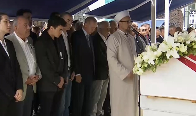 mehmet barlas 2025’te Mehmet Barlas: Medya Dünyasının Duayeni ve Mirası görsel